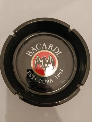 Cenicero Bacardi Cuba 1862