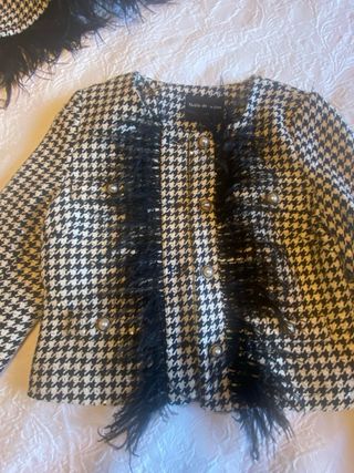 Conjunto Chaqueta y Falda Clásico