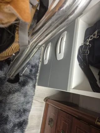 Scrivania a L con 2 cassetti e sedia