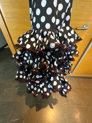 Vestido Flamenca Negro Lunares Blancos