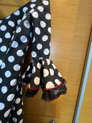 Vestido Flamenca Negro Lunares Blancos