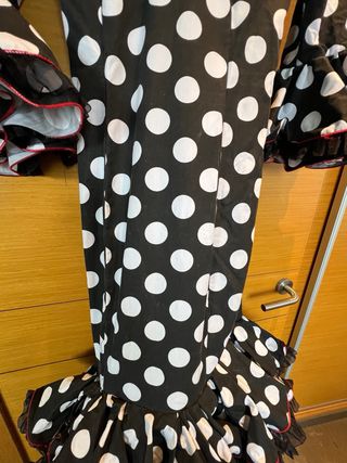 Vestido Flamenca Negro Lunares Blancos