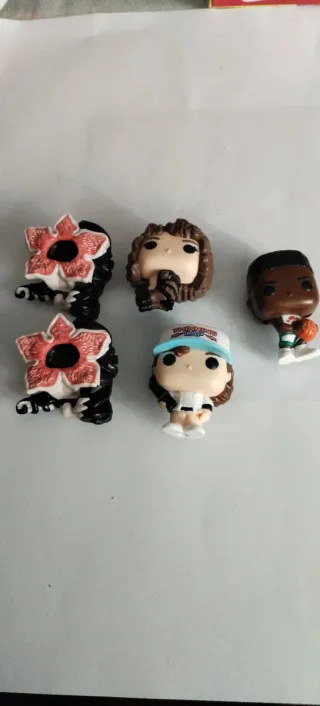 Stranger things kinder