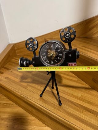 Reloj estilo cámara antigua