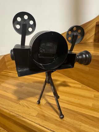 Reloj estilo cámara antigua