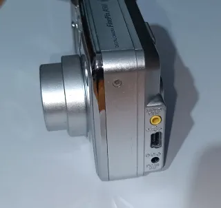 Fotocamera Digitale Fujifilm finepix 5.1 MP