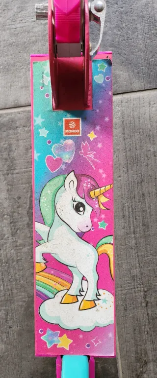 Monopattino Unicorno Mondo