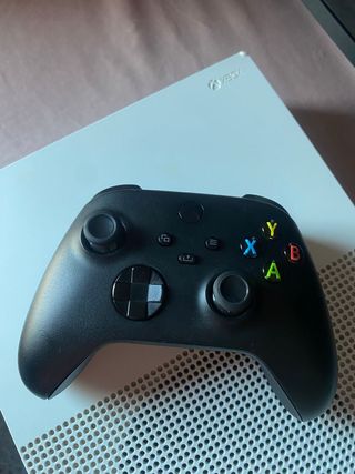 Xbox One S con mando