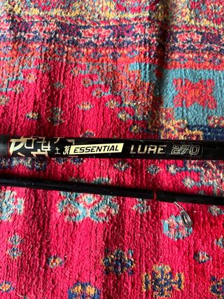 Caña de pescar Essential Lure 270