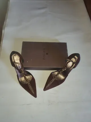 Zapatos tacón. Pertegaz Talla 38