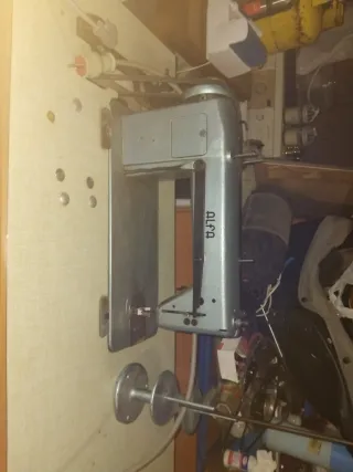 Máquina de coser industrial Alfa