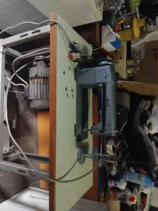 Máquina de coser industrial Alfa