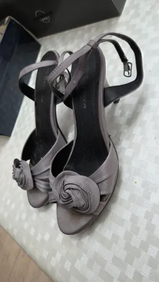 Zapatos de fiesta Bosa Nova grises talla 38