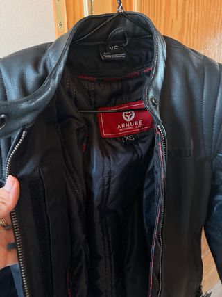 Chaqueta de moto de cuero negra mujer