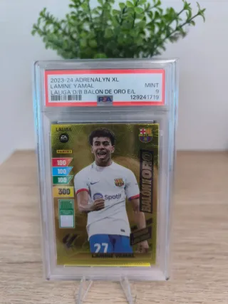 Lamine Yamal Balón de Oro Adrenalyn XL PSA 9
