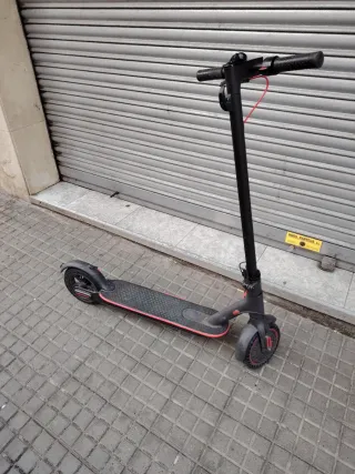 Patinete Eléctrico Xiaomi V2 en perfecto estado