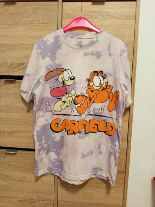 Camiseta Garfield talla M Pull&Bear. OFERTAAAAAA