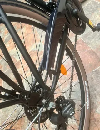 Bicicleta Paseo Licorne VIOLETTA 28V