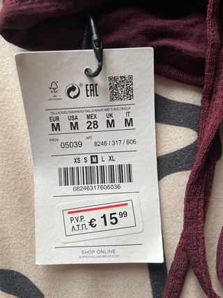 Top corto Pull & Bear burdeos