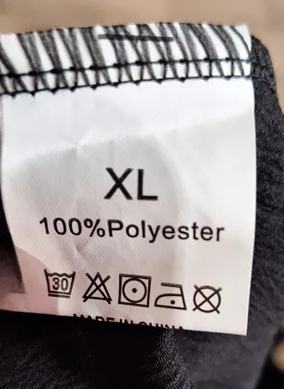 Pantalón corto negro mujer, nuevo.