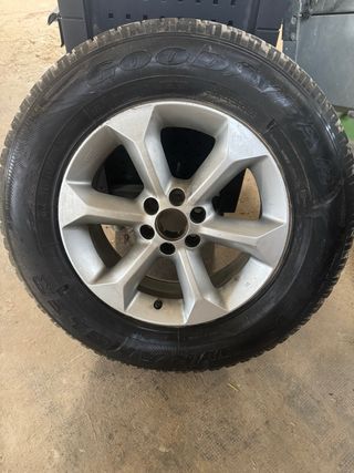 Llanta con neumatico para Nissan Navara Elevalunas