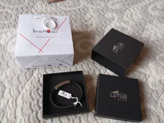 Pulsera Lotus Cuero Trenzado Negro y Plata