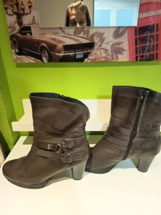 Botines marrones con tacón