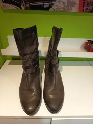 Botines marrones con tacón