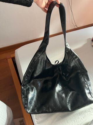 Bolso grande cuero sintético negro