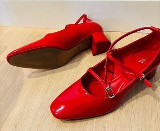 Mary Jane tacón rojas