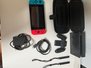 Nintendo Switch Azul/Rojo Poco Uso