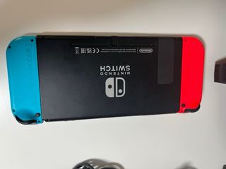 Nintendo Switch Azul/Rojo Poco Uso