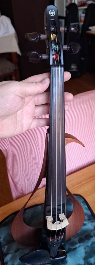 Violino Elettrico YAMAHA YEV-104
