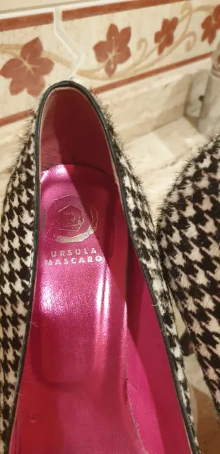 Zapatos de tacón Ursula Mascaro; piel 100%