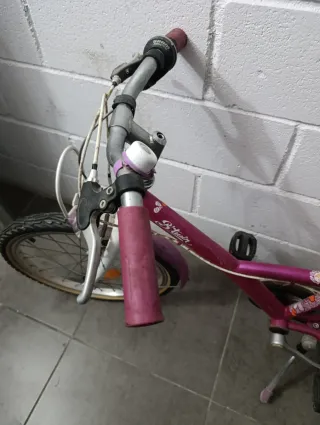Bicicleta B'Twin Morada Infantil