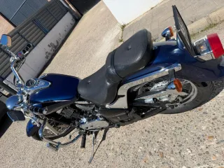 Kawasaki Vulcan 800 Classic Cruiser Moto