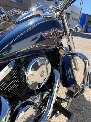 Kawasaki Vulcan 800 Classic Cruiser Moto