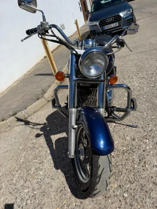 Kawasaki Vulcan 800 Classic Cruiser Moto