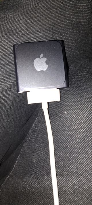 Apple iPod Nano 6ta Gen 8GB Plata