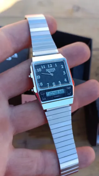 Casio Stranger Things AQ-800EST-1AER