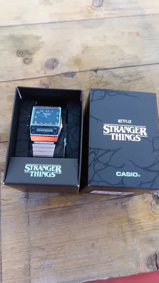 Casio Stranger Things AQ-800EST-1AER
