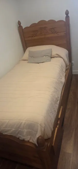 Dormitorio madera maciza pino artesanal