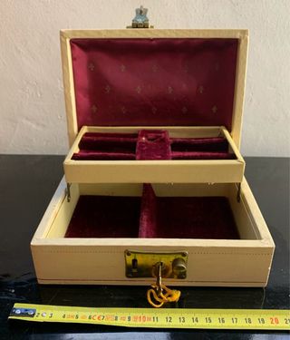 Caja joyero vintage flor de lis beige mid century