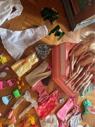 Barbie - Ropa y Accesorios