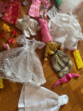 Barbie - Ropa y Accesorios