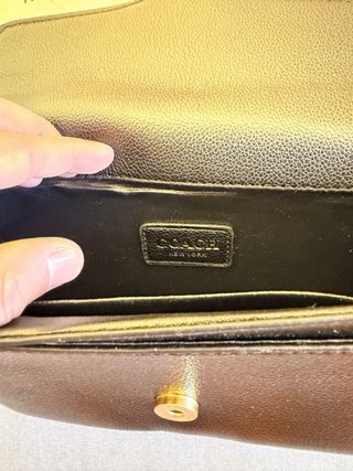 Mala de ombro Coach Tabby preta dourada