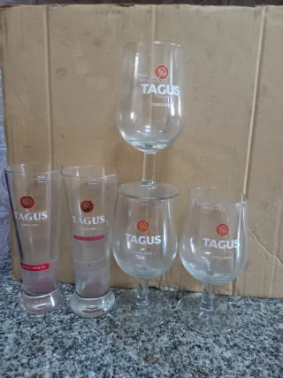 5 Copos de Cerveja Tagus .Todos 4€