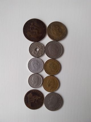 Lotes de Billetes y monedas Extranjeros Varios.