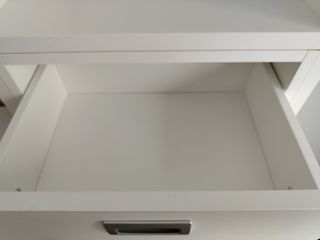 Estantería modular con cajones y puertas