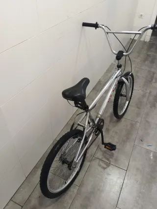Bicicleta BMX Monty 149 Plata